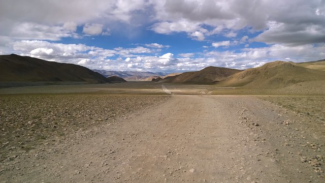 The road back from Chomolungma, Mt Everest