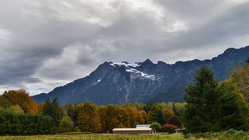 fall weather clouds oso nikon cloudy fallcolors pacificnorthwest washingtonstate tamron cascademountains wx snohomishcounty d610 ryderphotographic howardryder tamronsp7002000mmf28divcusd