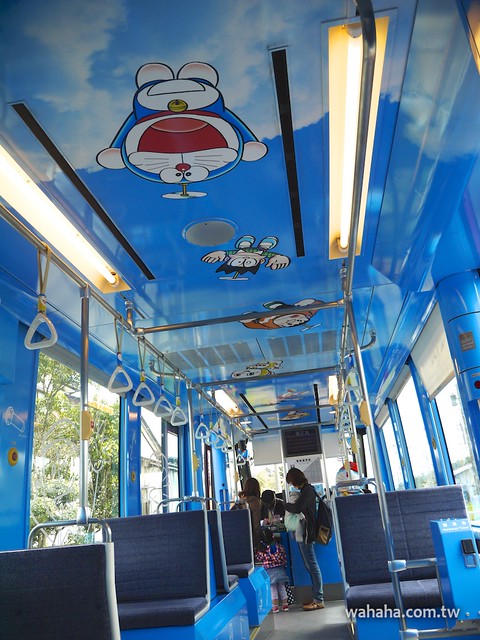 万葉線「ドラえもん電車」Doraemon Tram
