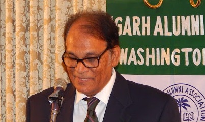 President Dr. Fazal Khan welcoming guests