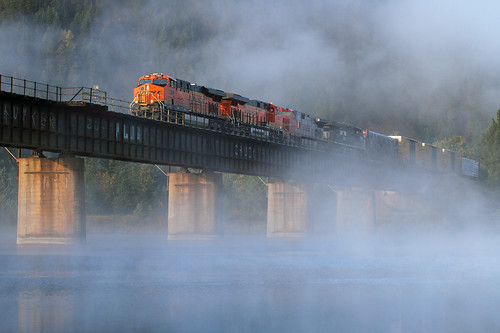 railroad bridge fog train sunrise river montana mt ge mrl clarkfork es44dc noxon montanaraillink bnsffreighttrain manifestfreight mrl’sfourthsubdivision