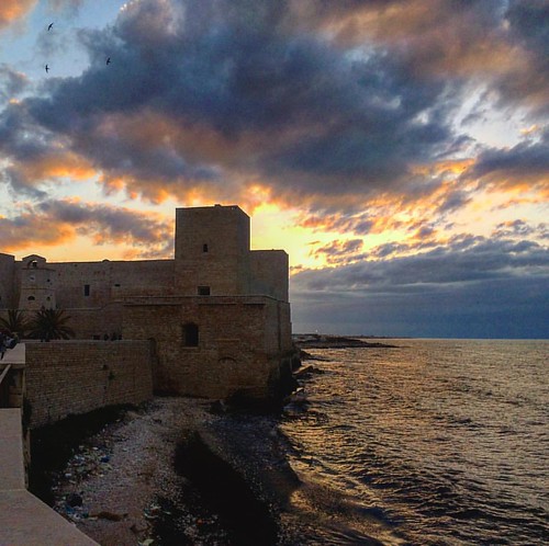 instagramapp square squareformat iphoneography uploaded:by=instagram instagram app sea sky italy castle sunset apulia trani