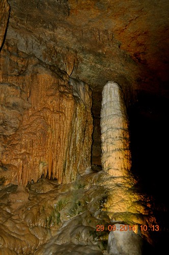 walking rocks tour tennessee forbidden cave guide caverns bats sevierville grottos astream parklingformations andnaturalchimneys