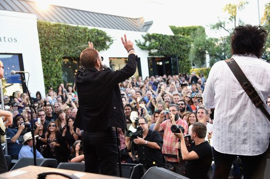 Ринго Старр отметил Международный день мира выступлением в Лос-Анджелесе