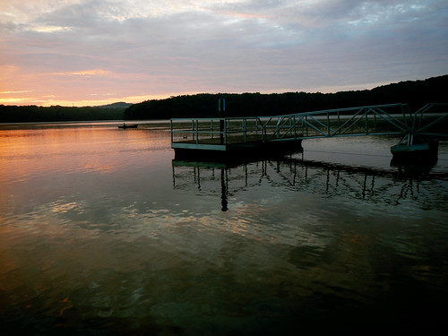reflection water sunrise dawn peaceful reservoir clean tranquil sparksreservoir