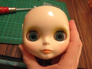 Blythe tutorial - replacement T-bar 8