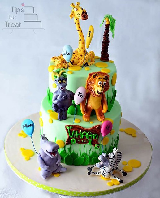 Madagascar Themed Cake by Prachi Malandkar-Karekar