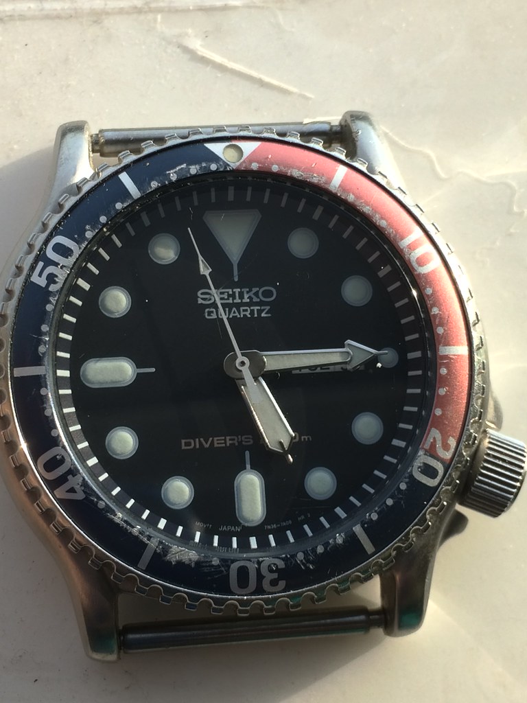 I just scored a Seiko 7N36-7A08 Diver for $3! Yeah, a bottom end diver but  $?? (old poster new name) : r/Seiko
