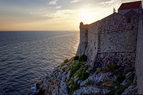 ocean sunset sea cliff mountain water evening stones croatia cliffs clear walls dubrovnik oldcity