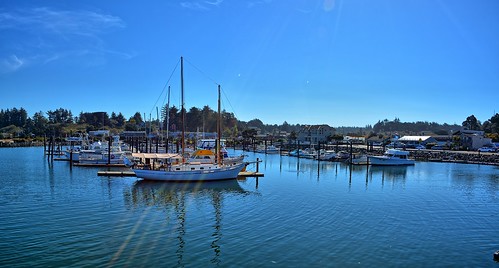 ocean vacation panorama beach water oregon sailboat docks river boats coast boat nikon waves pacific scenic hike pacificocean wife boardwalk coastline oregoncoast bandon hdr highway101 2014 gaylene easyhdr couquille nikond7100 panoramamaker6 couquilleriver