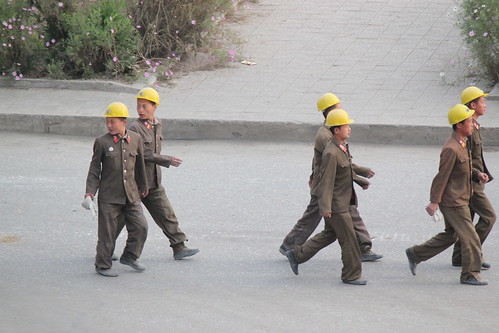street people north korea dprk coreadelnorte pyongsong 평성