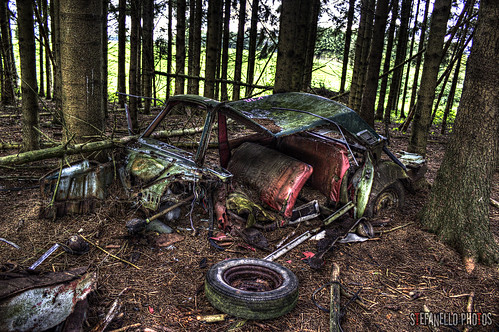 abandoned belgium rusty oldcar exploration hdr tyres urbex châtillon abbandonato esplorazione