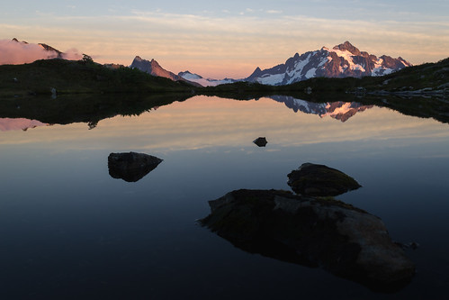 camping sunset mountains reflection nature water outdoors pond rocks view northwest hiking kitlens alpine backpacking cascades pacificnorthwest vista wa 1855mm washingtonstate tarn pnw goldenhour northcascades shuksan cascademountains meadown sefrit d3100