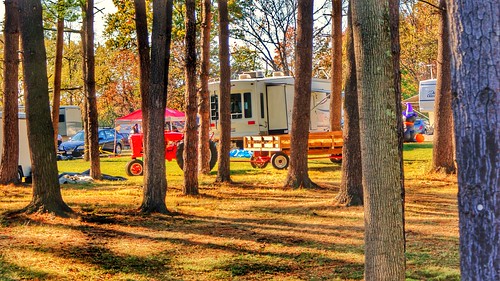 hdr camp wintonwoods camping 2010 beauty campout fun green decorate nature decorations golden grass love peaceful vignette halloween orange light trees gold yellow explore explored iphoneedit app snapseed handyphoto tree geotagged geotag creepycampout facebook sony a200 landscape hamiltoncounty cincinnati dslr alpha jamiesmed ohio midwest october autumn fall photography jamie clermontcounty queencity celebrate celebration park sports sport