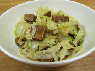 Braised Cabbage with Seitan