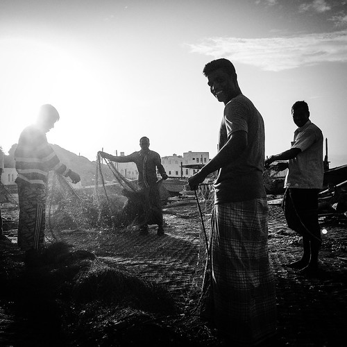 sunset sea blackandwhite blackwhite fishing fishermen candid arabia sur oman erinyard niredray
