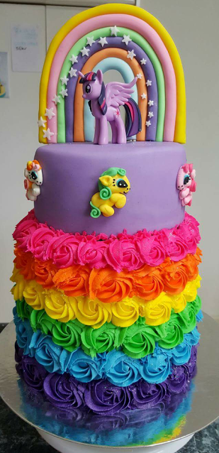 Cake by Kylie Trinchi